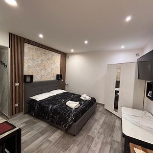 Estudio con Cama King